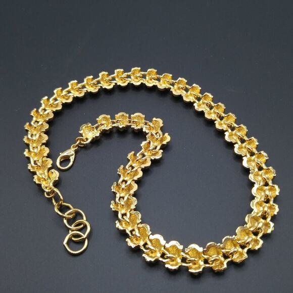 Vintage Gold Tone Link Necklace, 18 Inches, 1990s - Picture 7 of 9
